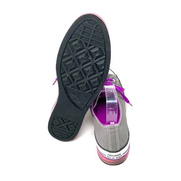 Converse - Picture 3 of 9